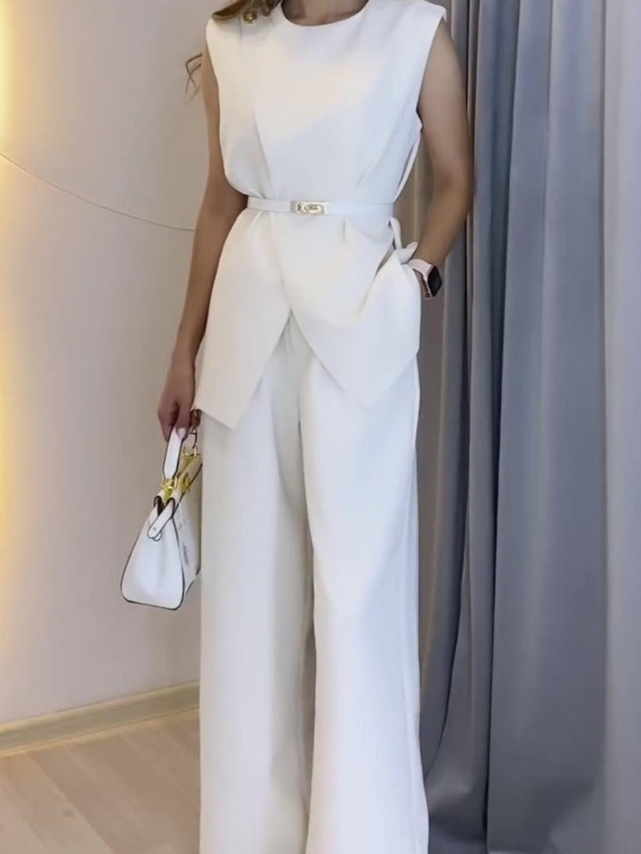 Round neck sleeveless top and wide-leg pants suit