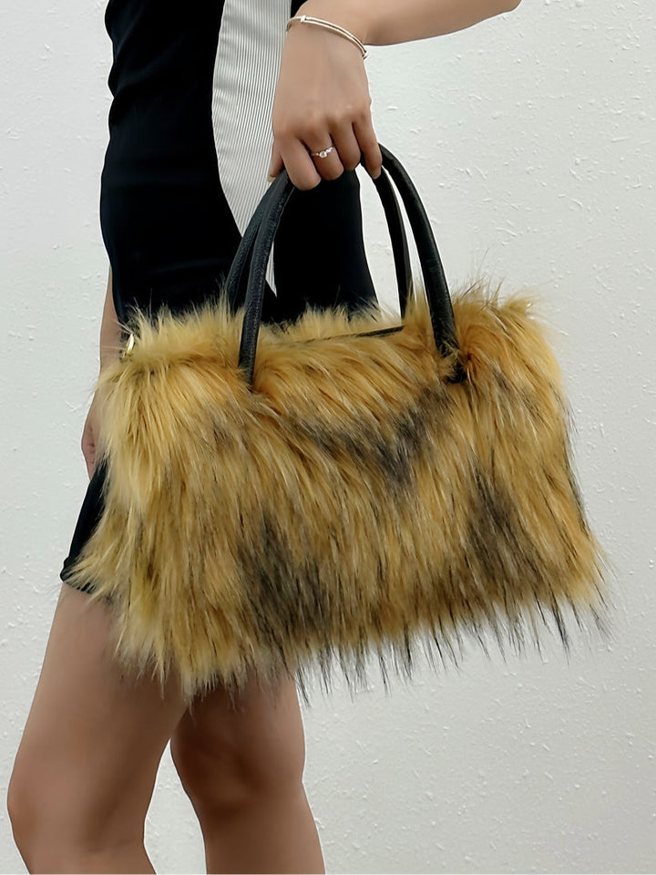 Trendy chain crossbody bag fashionable fur bag