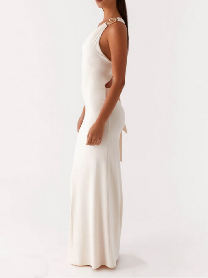 Metal buckle one-shoulder tie dress