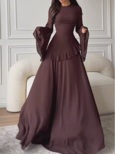 Flowy and lightweight long-sleeved luxurious dress