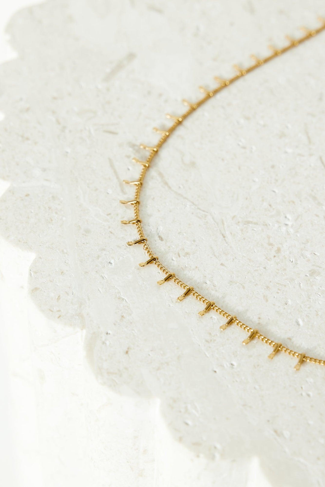 18k Gold Plated Queen Things Necklace Gold