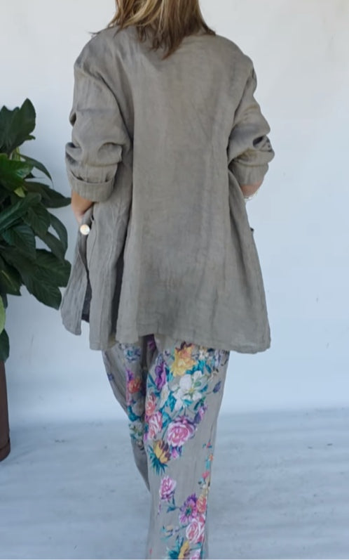 Green jacket and floral print wide-leg pants set