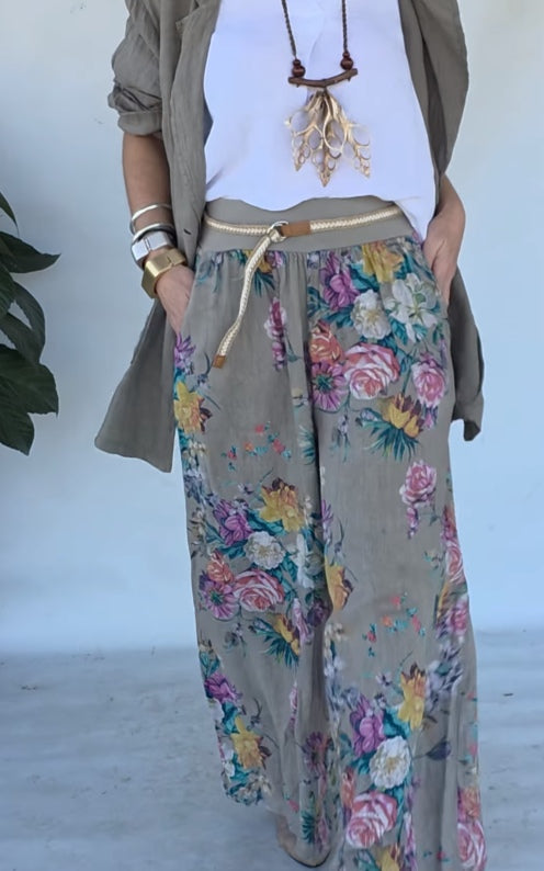 Green jacket and floral print wide-leg pants set